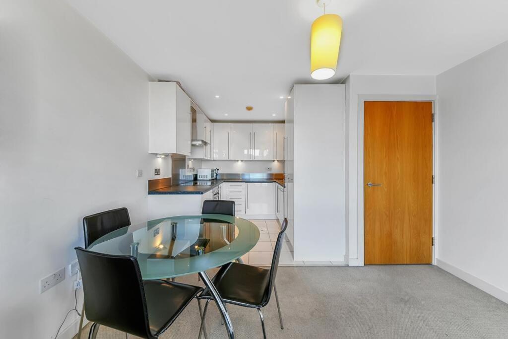 Cozycomfy Luxury Apartment ロンドン エクステリア 写真